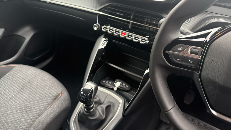 Peugeot 208 1.2 PureTech 100 Style 5dr Petrol Hatchback